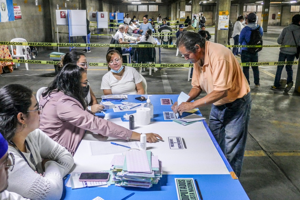 Paper based election process in Guatemala